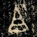 且
